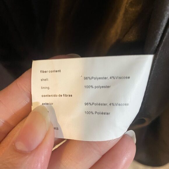 Donnybrook woman’s long brown winter coat size XLP - Picture 7 of 7